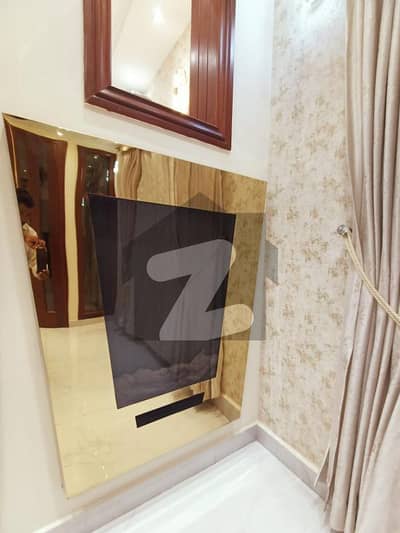 1 KANLA BEAUTIFUL HOUSE AVAILABLE FOR SALE IN A VERY HOT LOCATION iIN PCSIR HOUSING SCHEME PHASE 1