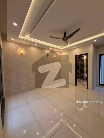 Moldren Design House For Rent