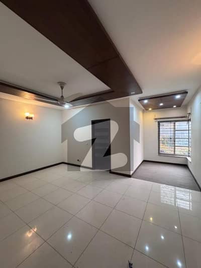 2 Kanal Upper Portion For Rent Available In Valencia Town Housing Society In Lahore Bejle Pani Gas Available