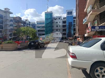 ای ۔ 11/2 ای ۔ 11,اسلام آباد میں 13 مرلہ کمرشل پلاٹ 30.0 کروڑ میں برائے فروخت۔