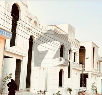 رائل ریزیڈینسی ملتان میں 3 کمروں کا 4 مرلہ مکان 1.1 کروڑ میں برائے فروخت۔