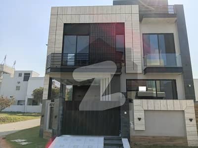 Luxury 05 Marla Modern House Available For Rent In DHA 9 Town Lahore