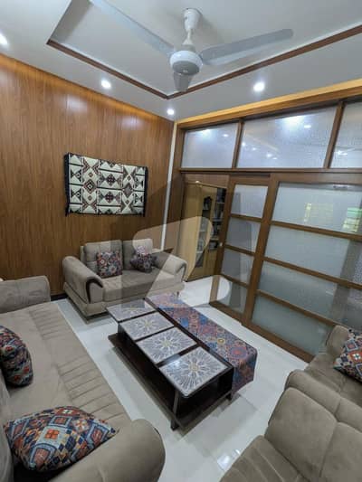 بحریہ انکلیو - سیکٹر آئی بحریہ انکلیو,بحریہ ٹاؤن,اسلام آباد میں 4 کمروں کا 5 مرلہ مکان 2.4 کروڑ میں برائے فروخت۔