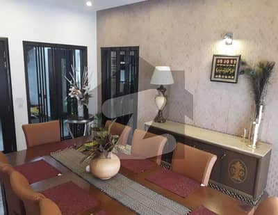 ڈی ایچ اے فیز 6 ڈیفنس (ڈی ایچ اے),لاہور میں 5 کمروں کا 1 کنال مکان 6.0 لاکھ میں کرایہ پر دستیاب ہے۔