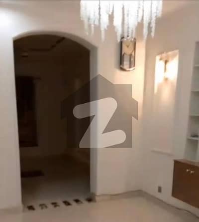 لیک سٹی رائیونڈ روڈ,لاہور میں 6 کمروں کا 7 مرلہ مکان 1.5 لاکھ میں کرایہ پر دستیاب ہے۔