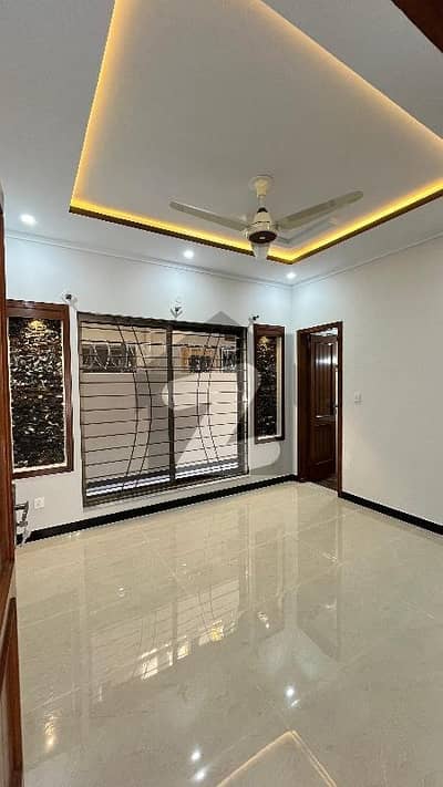 60100 Brand New First Entry Upper Portion Available For Rent In G-14 ISLAMABAD