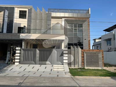 10 Marla Double Storey House with Basement Wapda Town Multan
