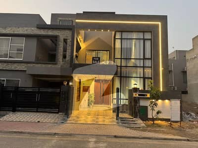 5 Marla Brand New Luxury House Available For Rent In Bahria Town Lahore