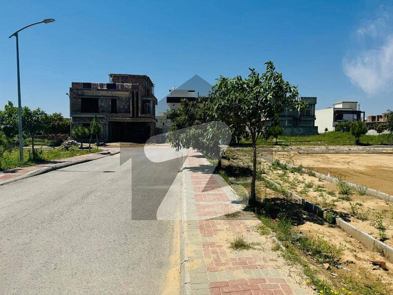 1 Kanal Plot For Sale In Block F. 1 Kanal Plot For Sale In Block F.