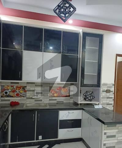 نارتھ ناظم آباد ۔ بلاک جے نارتھ ناظم آباد,کراچی میں 4 کمروں کا 12 مرلہ زیریں پورشن 1.1 لاکھ میں کرایہ پر دستیاب ہے۔