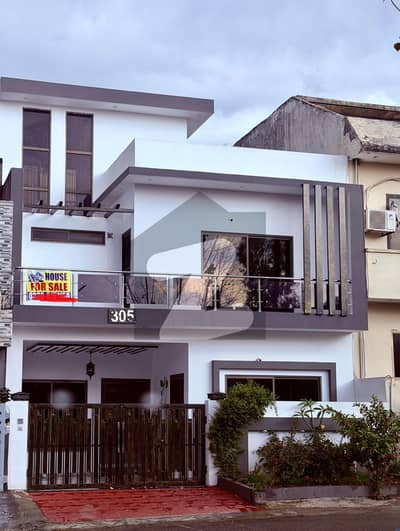 Beautiful 6 Marla House Is Available For Sale