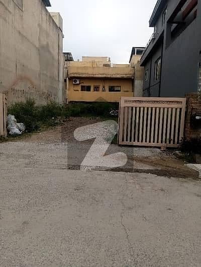 بحریہ ٹاؤن فیز 3 بحریہ ٹاؤن راولپنڈی,راولپنڈی میں 1 کنال رہائشی پلاٹ 2.7 کروڑ میں برائے فروخت۔