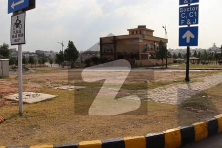 5 Marla Possession Plot Ready for Construction in Prime Location!