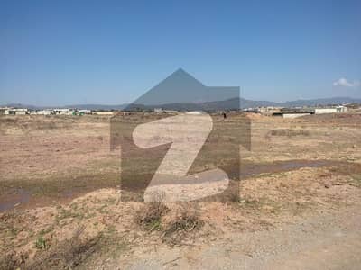 30x60 7 Marla Street 76 Corner With Extra Land Plot For Sale G-14/2