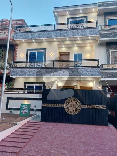 G-13 25x40 Brand new double story house available for sale