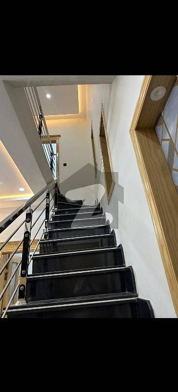 جی ۔ 11/3 جی ۔ 11,اسلام آباد میں 2 کمروں کا 7 مرلہ فلیٹ 1.6 لاکھ میں کرایہ پر دستیاب ہے۔