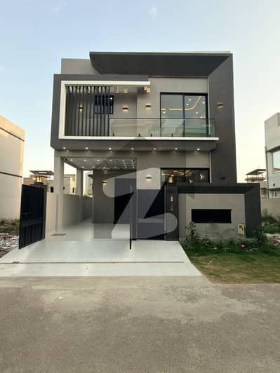 5 MARLA BRAND NEW ULTRA MODERN DESIGN HOUSE FOR SALE IN DHA RAHBER
