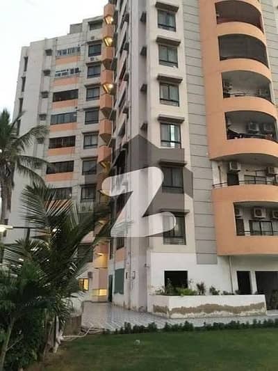 باتھ آئی لینڈ کراچی میں 3 کمروں کا 11 مرلہ فلیٹ 7.5 کروڑ میں برائے فروخت۔