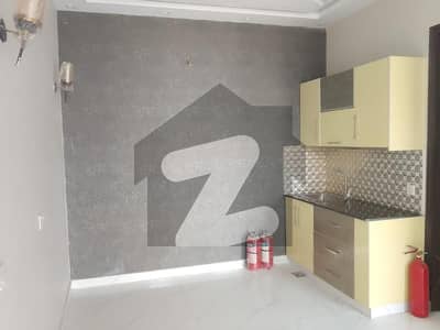 ڈی ایچ اے 9 ٹاؤن ڈیفنس (ڈی ایچ اے),لاہور میں 3 کمروں کا 5 مرلہ مکان 2.55 کروڑ میں برائے فروخت۔