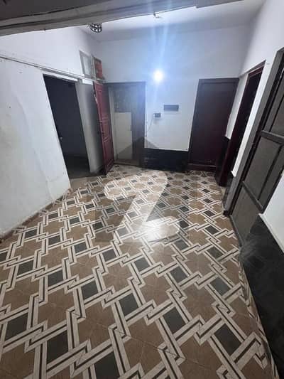 Ground Floor Apartment near KDA Markete Block 3 Gulshan