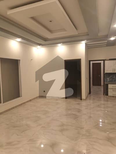 فیڈرل بی ایریا ۔ بلاک 17 فیڈرل بی ایریا,کراچی میں 3 کمروں کا 8 مرلہ زیریں پورشن 99.0 ہزار میں کرایہ پر دستیاب ہے۔