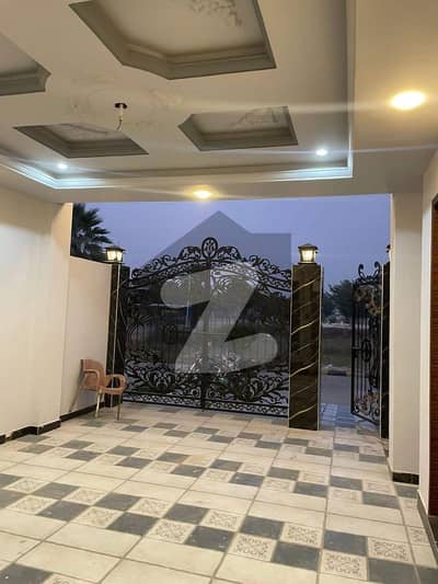 ایگل سٹی ہاؤسنگ سکیم فیصل آباد روڈ,سرگودھا میں 5 کمروں کا 8 مرلہ مکان 1.6 لاکھ میں کرایہ پر دستیاب ہے۔