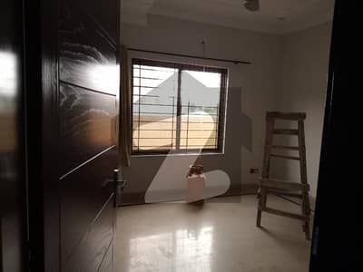 بحریہ انکلیو - سیکٹر ایم بحریہ انکلیو,بحریہ ٹاؤن,اسلام آباد میں 2 کمروں کا 10 مرلہ زیریں پورشن 65.0 ہزار میں کرایہ پر دستیاب ہے۔