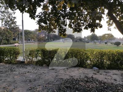 یونین گرین کالج روڈ,لاہور میں 3 مرلہ رہائشی پلاٹ 65.0 لاکھ میں برائے فروخت۔