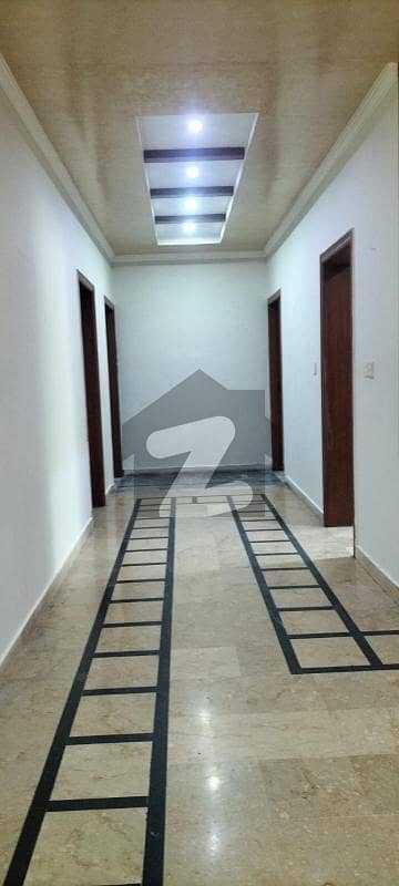 1 Kanal Upper Portion Available For Rent Good Location All Facilities Available