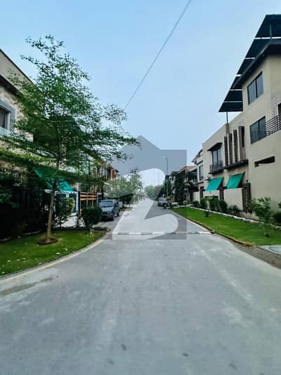 HOT LOCATION FULLY DEVELOPED AREA CRYSTAL BLOCK PLOT FOR SALE