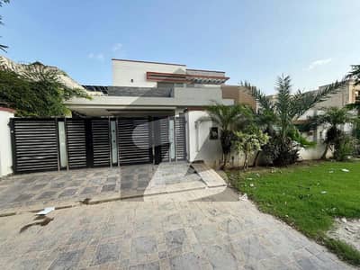 1 KANAL MODERN HOUSE FOR RENT IN DHA PHASE 4