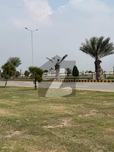 5M CORNER + FACING PARK HOT LOCATION PLOT IN CRYSTAL BLOCK