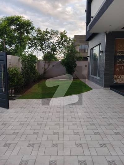 1 Kanal Luxury Beautiful Bungalow for Rent in DHA Phase 3 | Ideal Living