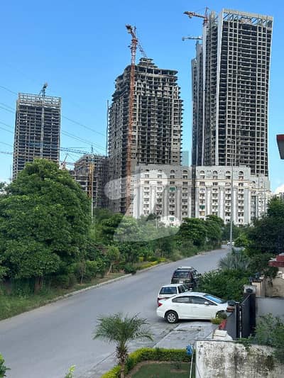 ڈی ایچ اے فیز 2 - سیکٹر اے ڈی ایچ اے ڈیفینس فیز 2,ڈی ایچ اے ڈیفینس,اسلام آباد میں 1 کنال رہائشی پلاٹ 4.65 کروڑ میں برائے فروخت۔