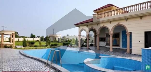 برکی روڈ کینٹ,لاہور میں 2 کمروں کا 4 کنال فارم ہاؤس 8.0 کروڑ میں برائے فروخت۔