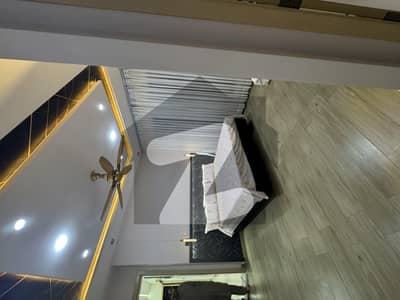 ٹاپ سٹی 1 اسلام آباد میں 3 کمروں کا 10 مرلہ مکان 1.1 لاکھ میں کرایہ پر دستیاب ہے۔