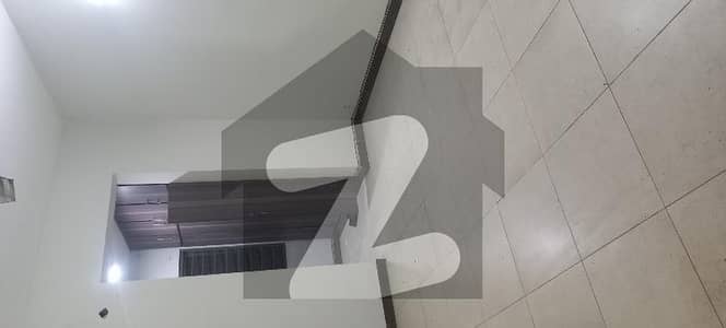 عسکری 11 عسکری,لاہور میں 4 کمروں کا 12 مرلہ فلیٹ 4.0 کروڑ میں برائے فروخت۔