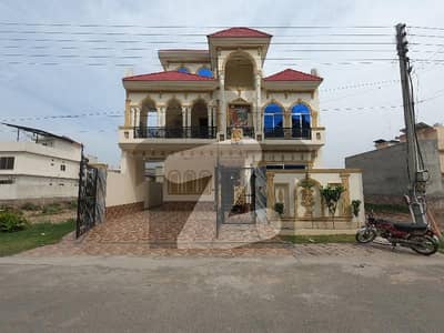 الرحمان فیز 2 - بلاک جی الرحمان گارڈن فیز 2,الرحمان گارڈن,لاہور میں 4 کمروں کا 10 مرلہ مکان 4.0 کروڑ میں برائے فروخت۔