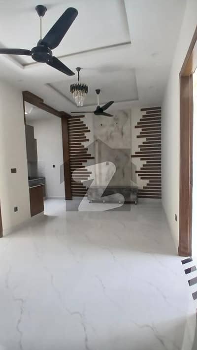 لیک سٹی میڈوز لاہور میں 3 کمروں کا 5 مرلہ مکان 2.6 کروڑ میں برائے فروخت۔