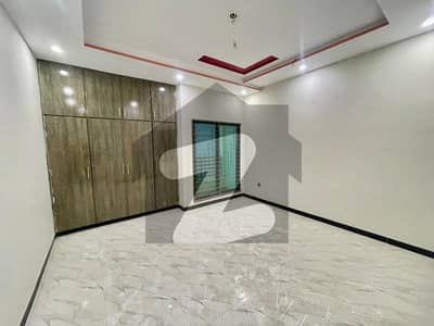 علی پارک کینٹ,لاہور میں 3 کمروں کا 3 مرلہ مکان 70.0 ہزار میں کرایہ پر دستیاب ہے۔