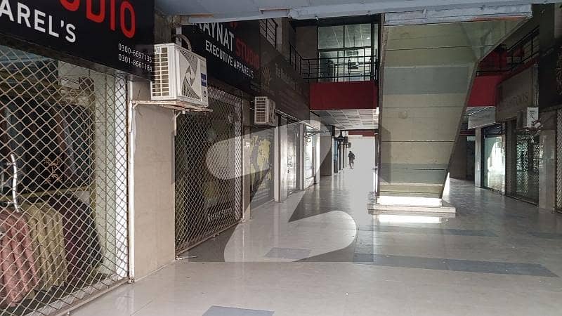 Very Beautiful Office Available For Rent Very Beautiful Office Available For Rent