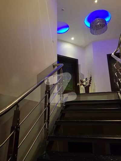 ڈی ایچ اے فیز 5 ڈیفنس (ڈی ایچ اے),لاہور میں 7 کمروں کا 1 کنال مکان 4.75 لاکھ میں کرایہ پر دستیاب ہے۔