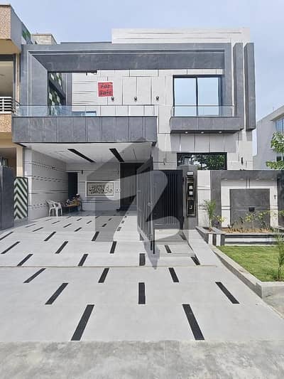 ایل ڈی اے ایوینیو ۔ بلاک جے ایل ڈی اے ایوینیو,لاہور میں 6 کمروں کا 10 مرلہ مکان 3.95 کروڑ میں برائے فروخت۔ ایل ڈی اے ایوینیو ۔ بلاک جے ایل ڈی اے ایوینیو,لاہور میں 6 کمروں کا 10 مرلہ مکان 3.95 کروڑ میں برائے فروخت۔