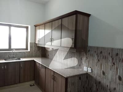 ڈی ایچ اے فیز 6 ڈیفنس (ڈی ایچ اے),لاہور میں 3 کمروں کا 1 کنال بالائی پورشن 1.75 لاکھ میں کرایہ پر دستیاب ہے۔ ڈی ایچ اے فیز 6 ڈیفنس (ڈی ایچ اے),لاہور میں 3 کمروں کا 1 کنال بالائی پورشن 1.75 لاکھ میں کرایہ پر دستیاب ہے۔