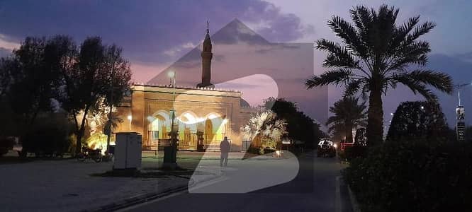 Prime Location Residential Plot Sized 10 Marla Available In New Lahore City