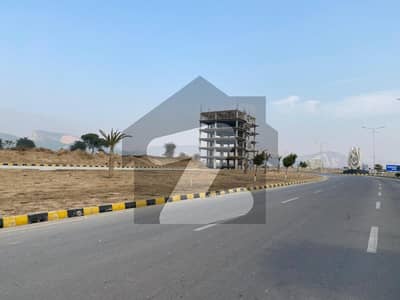 ایم پی سی ایچ ایس - بلاک جی ایم پی سی ایچ ایس ۔ ملٹی گارڈنز,بی ۔ 17,اسلام آباد میں 6 مرلہ رہائشی پلاٹ 70.0 لاکھ میں برائے فروخت۔