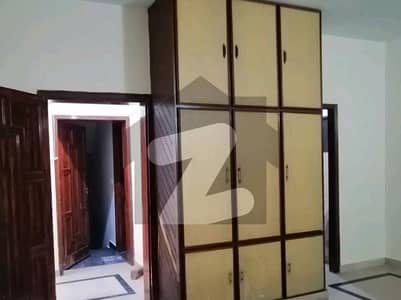 Single Storey 7 Marla House Available In Allama Iqbal Town For rent