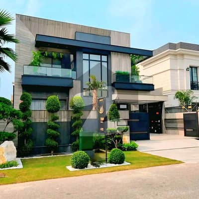 1 Kanal Out Standing Top Quality House Degsiner Bunglow For Sale in DHA Lahore