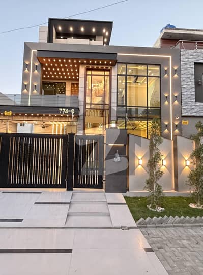 10 Marla Ultramodern House For Sale In Central Park Lhr.