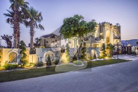 1+1 KANAL LAWN KANAL HOUSE FULL BASEMENT FULL FURNISHED POOL CENIMA NEAR PARK IN DHA LAHORE